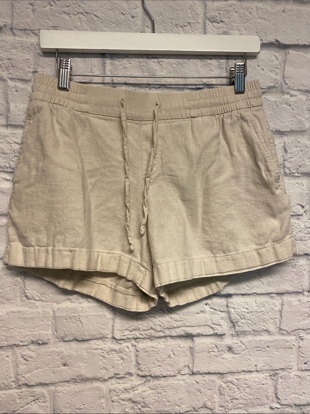Old Navy Linen Viscose Blend Drawstring Shorts Size Medium